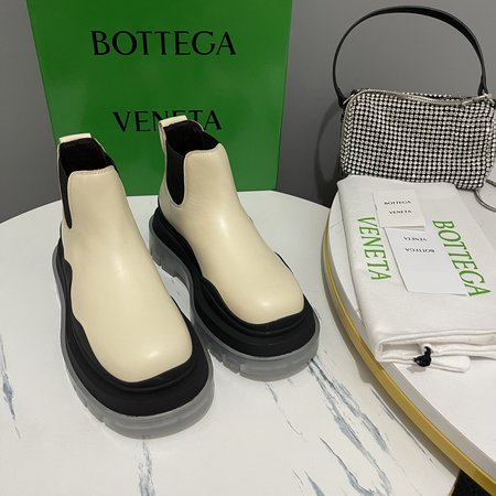 Bottega Boot cowhide lining cowhide TU outsole with Logo