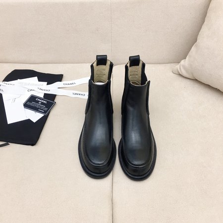 Chanel Calfskin booties lining sheepskin