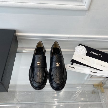 Chanel CC logo diamond leather shoes