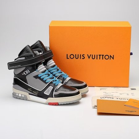 Louis Vuitton couples skate shoes