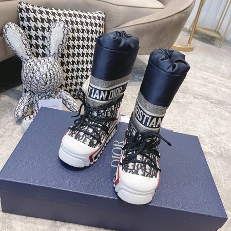 Dior snow boots