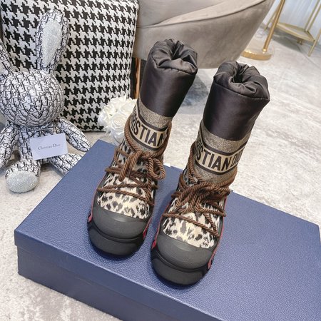 Dior snow boots