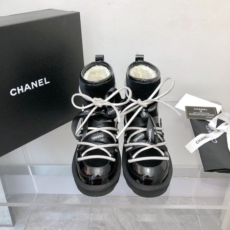 Chanel snow boots