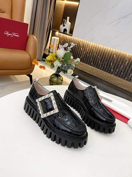 Roger Viver RV loafers