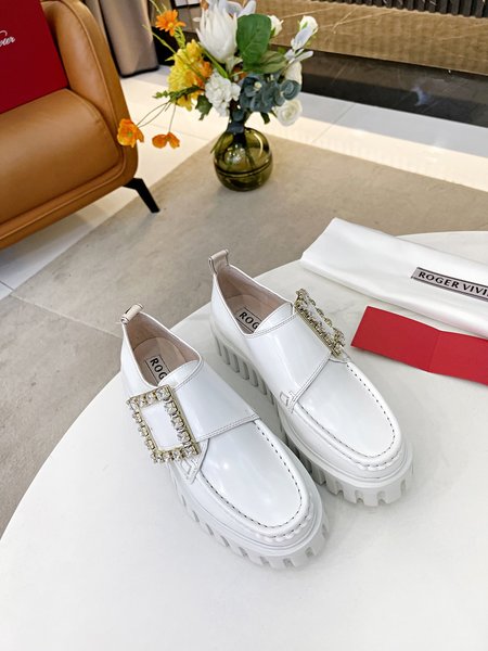 Roger Viver RV loafers