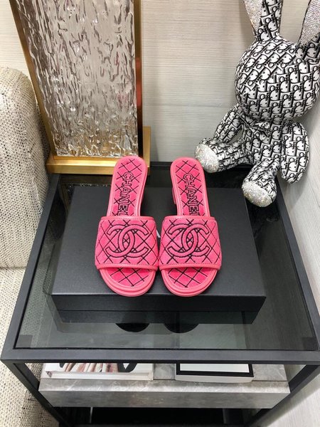 Chanel unique embroidered shoes