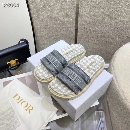 Dior embroidered platform slides