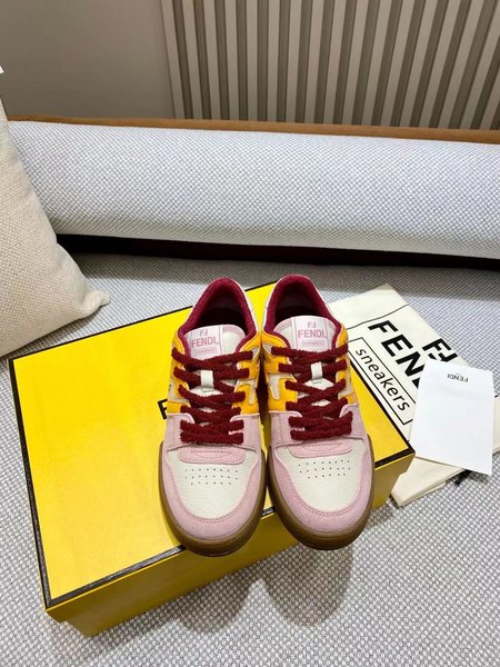 Fendi Match flat shoe retro design