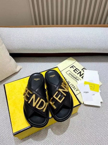 Fendi Metal Big Logo Slippers