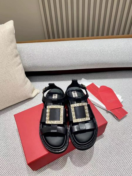 Valentino classic roger sandals