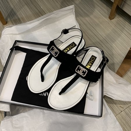Chanel Calf leather classic strappy sandals