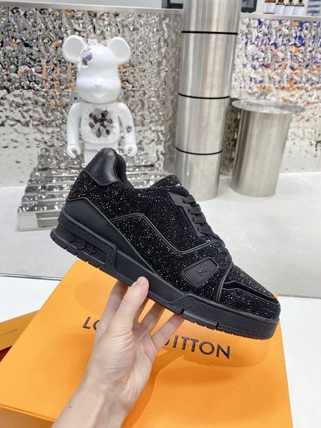 Louis Vuitton couples skate shoes