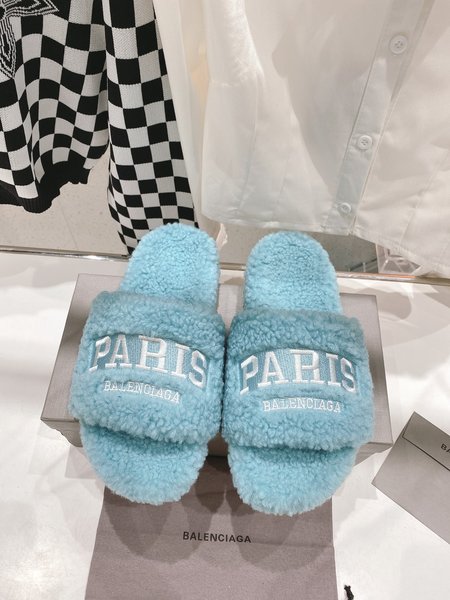 Balenciaga Fur slippers