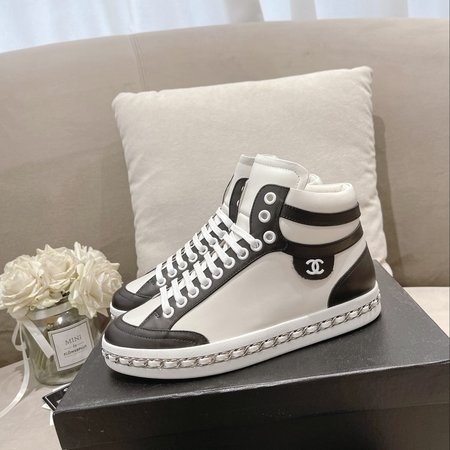 Chanel cowhide casual shoes