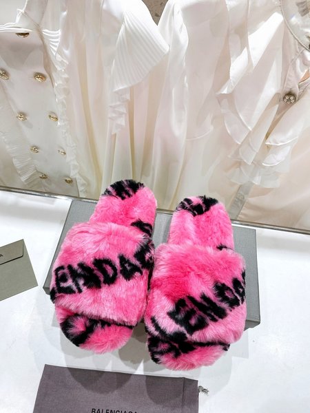 Balenciaga slippers