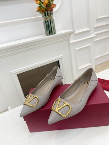 Valentino Big v buckle women s shoes