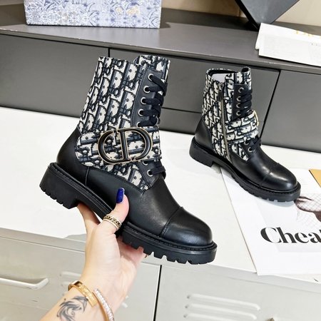 Dior First layer cowhide leather knight boots