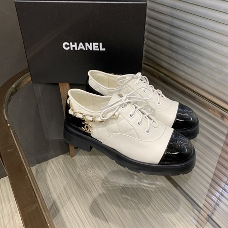 Chanel Classic diamond CC chain series loafers