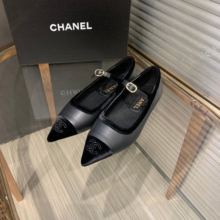 Chanel Sheepskin loafers