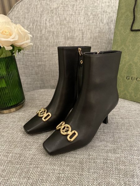 Louis Vuitton short boots