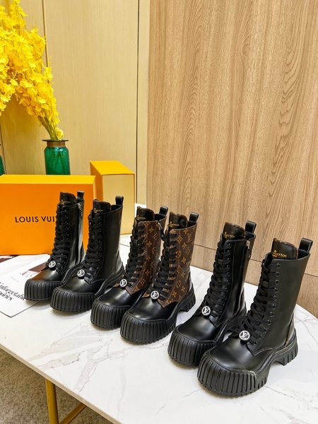 Louis Vuitton Black leather boots