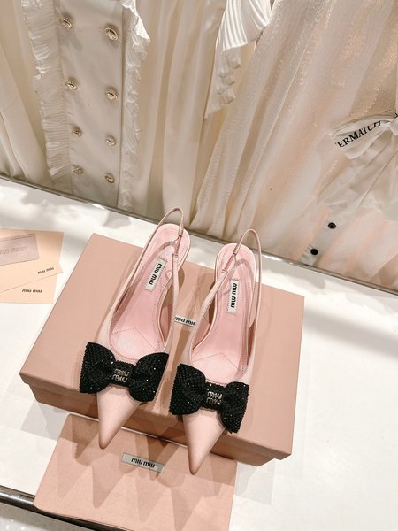 Miu Miu Pointed back rhinestone high-heeled sandals