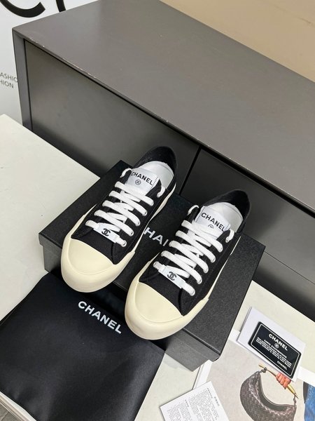 Chanel platform canvas shoes