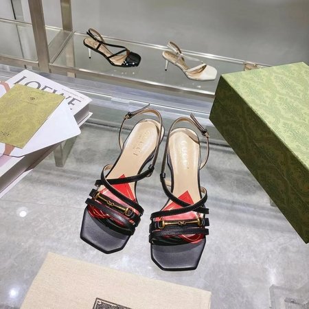 Gucci Sheepskin sandals