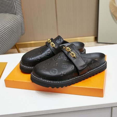 Louis Vuitton vintage sandals slippers