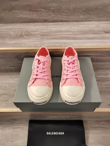 Balenciaga casual canvas shoes