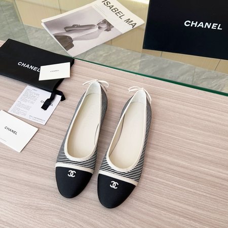 Chanel bow ballet flats