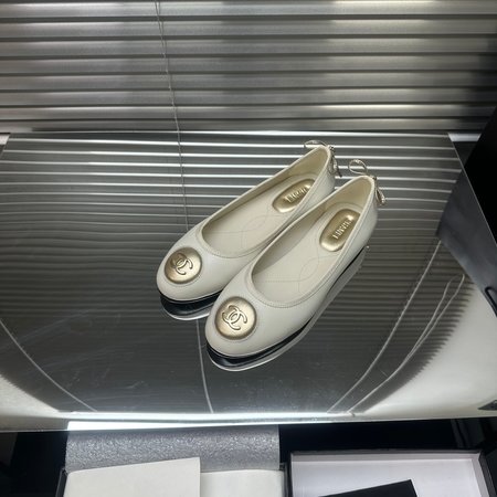 Chanel vintage CC bow ballet flats