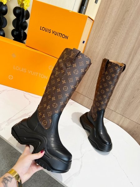 Louis Vuitton Nicolas Ghesquière sneakers