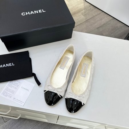 Chanel half bow pearl cc ballet flats