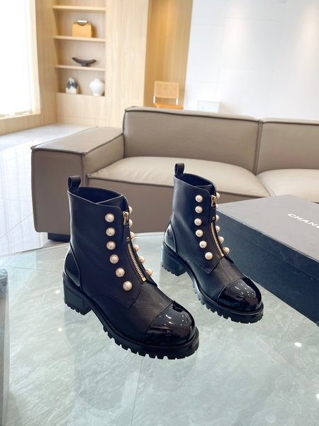 Chanel pearl zipper boots