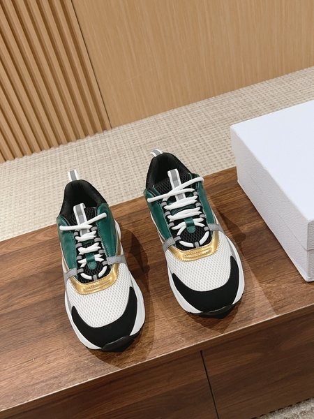 Dior Couple style sneakers