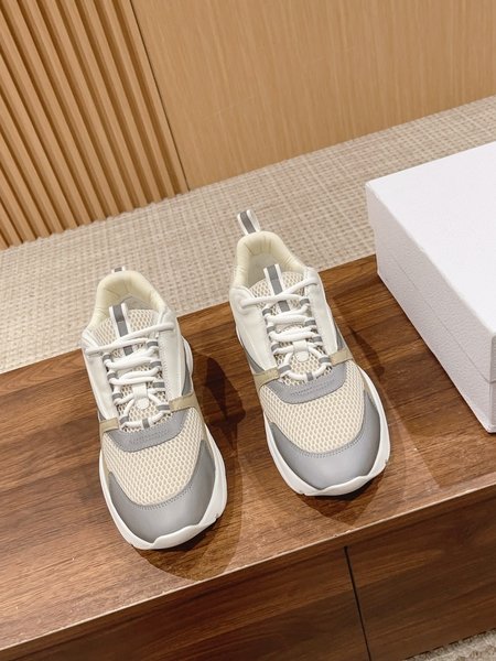 Dior Couple style sneakers