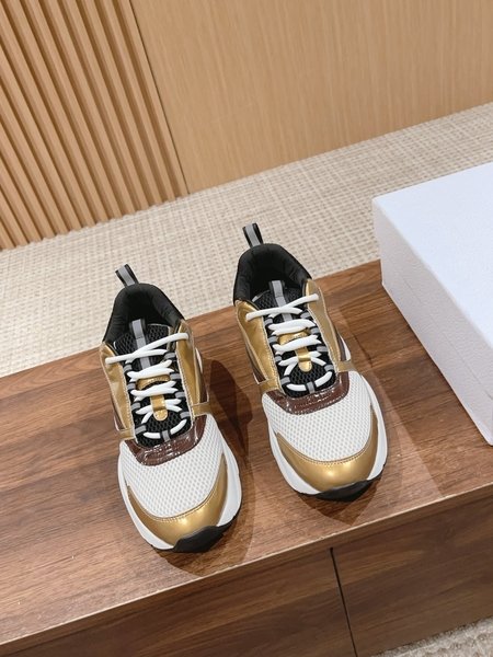 Dior Couple style sneakers