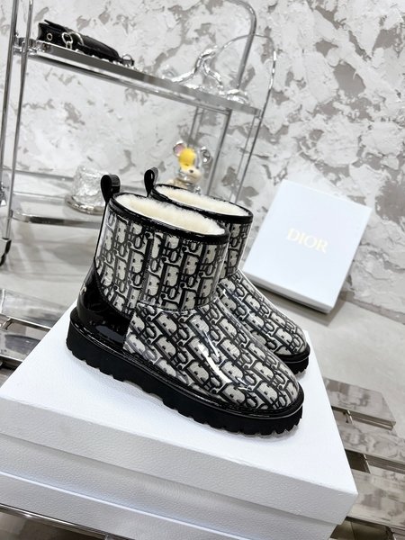 DIOR Wool all-in-one snow boots