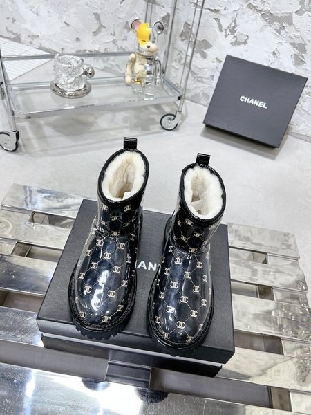 Chanel Embroidery craft snow boots