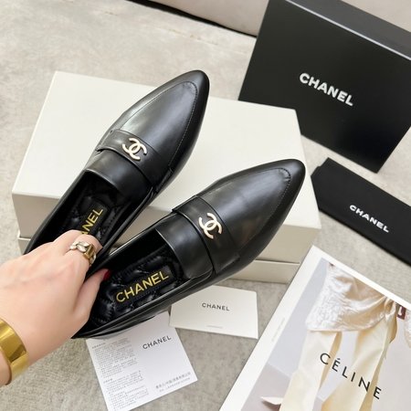 Chanel Patent leather pointed-toe loafers