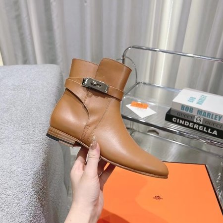 Hermes Classic Kelly boots