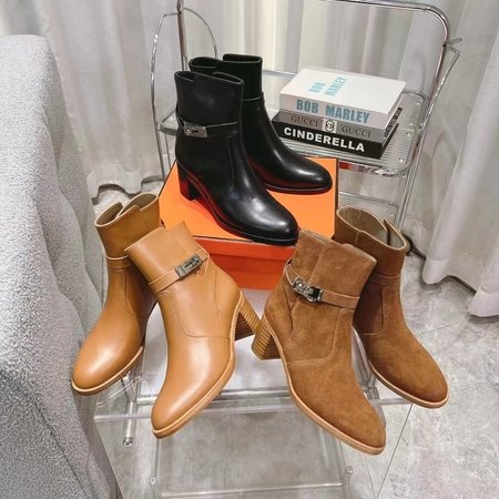 Hermes Classic Kelly boots