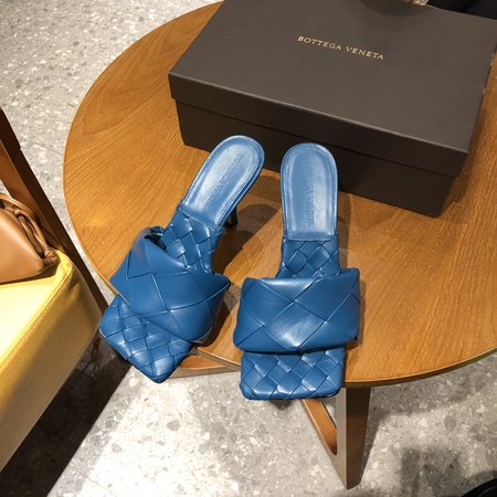 Bottega Veneta Woven slippers