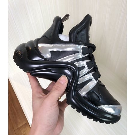 Louis Vuitton The latest sports shoes daddy shoes