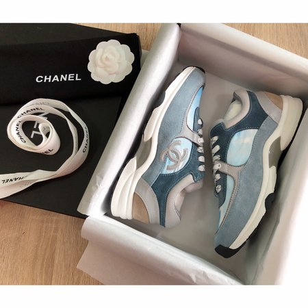 Chanel New York series casual sneakers