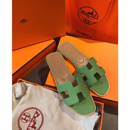 Hermes H classic slippers