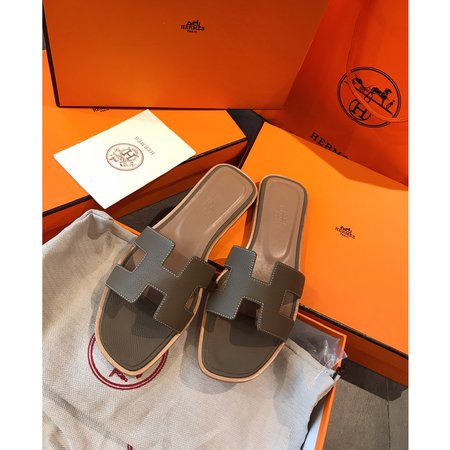 Hermes H classic slippers