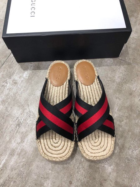 Gucci Fashion fabric series flat slippers