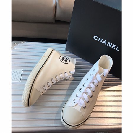 Chanel Vantage CC Logo casual shoes